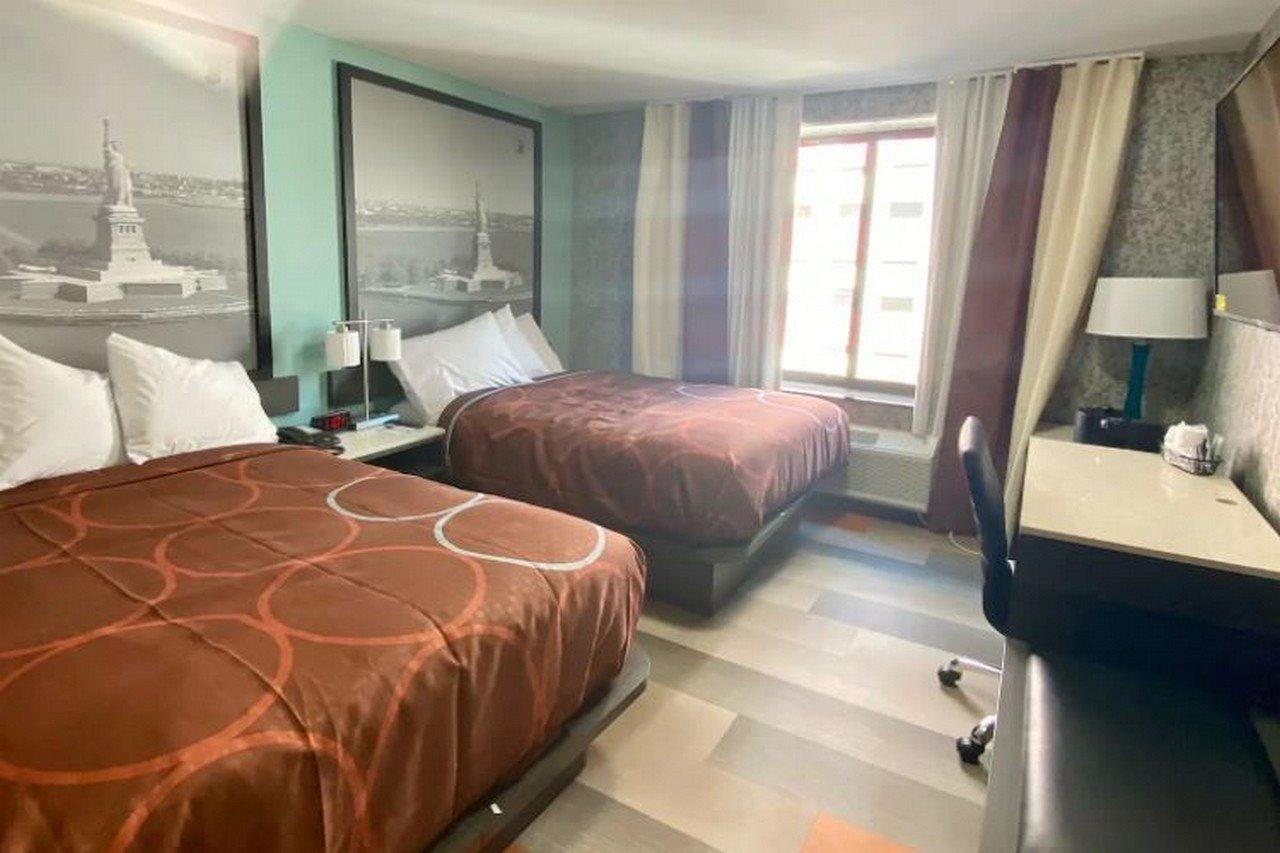 Super 8 By Wyndham Brooklyn Williamsburg Otel New York Dış mekan fotoğraf