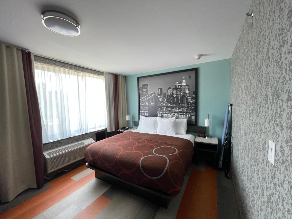 Super 8 By Wyndham Brooklyn Williamsburg Otel New York Dış mekan fotoğraf